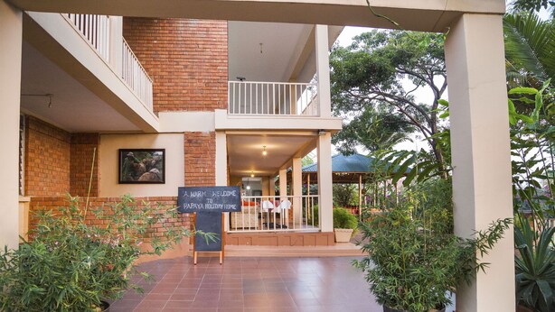 Property entrance - Papaya Holiday Home (Kampala)