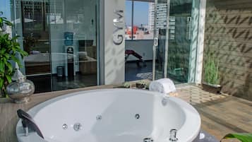 Idromassaggio al coperto