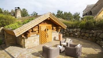 Sauna, steam room, body treatments, hydrotherapy, hot stone massages