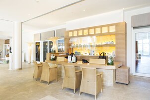 Un sauna, baño turco, tratamientos corporales, hidroterapia