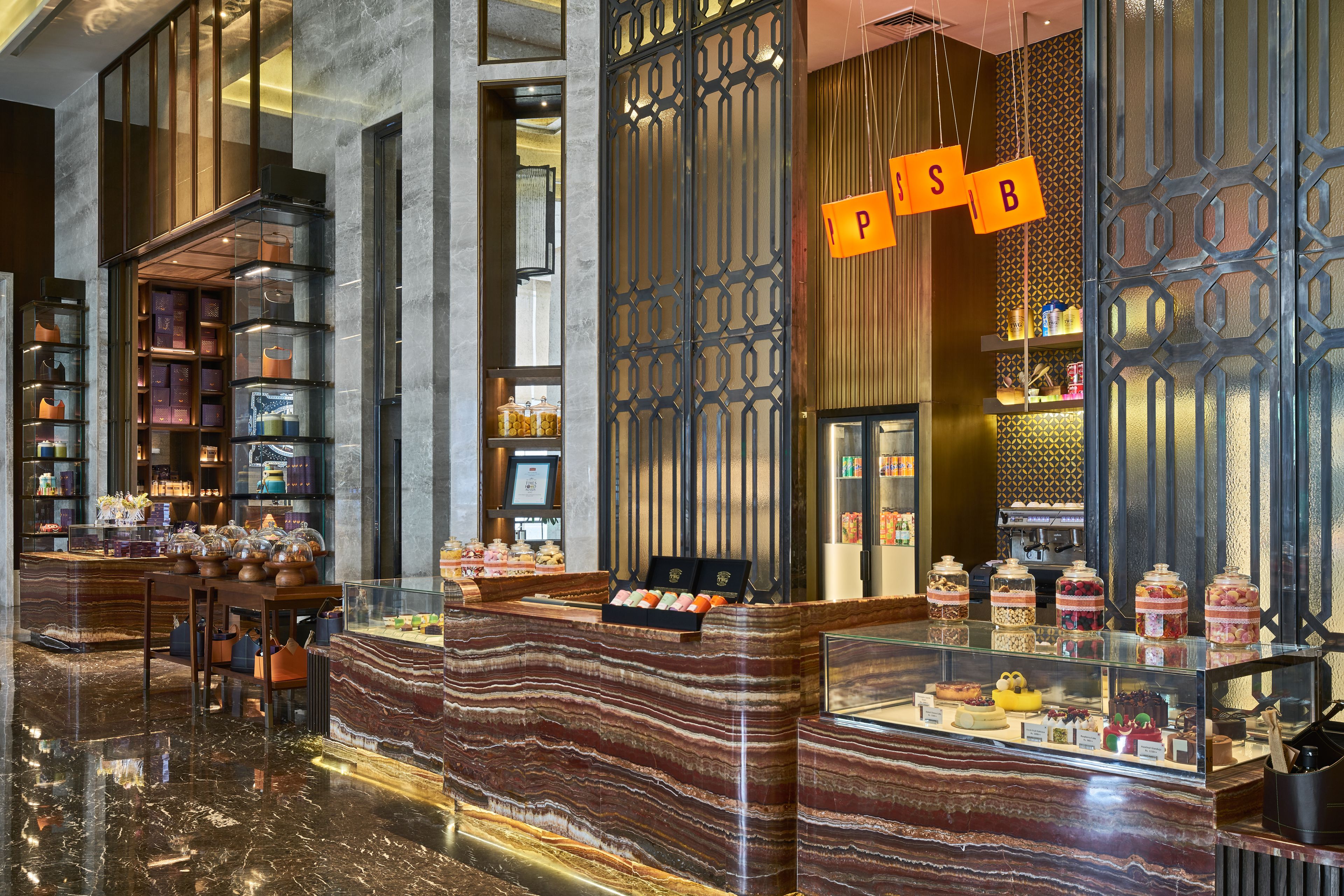 7 restaurants, breakfast, lunch, dinner served; international cuisine