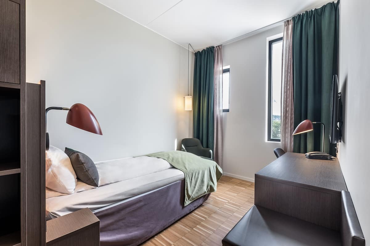 Einzelzimmer (Compact)