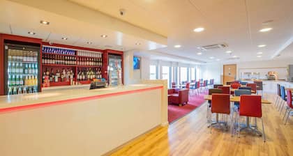 Travelodge Harrogate West Park