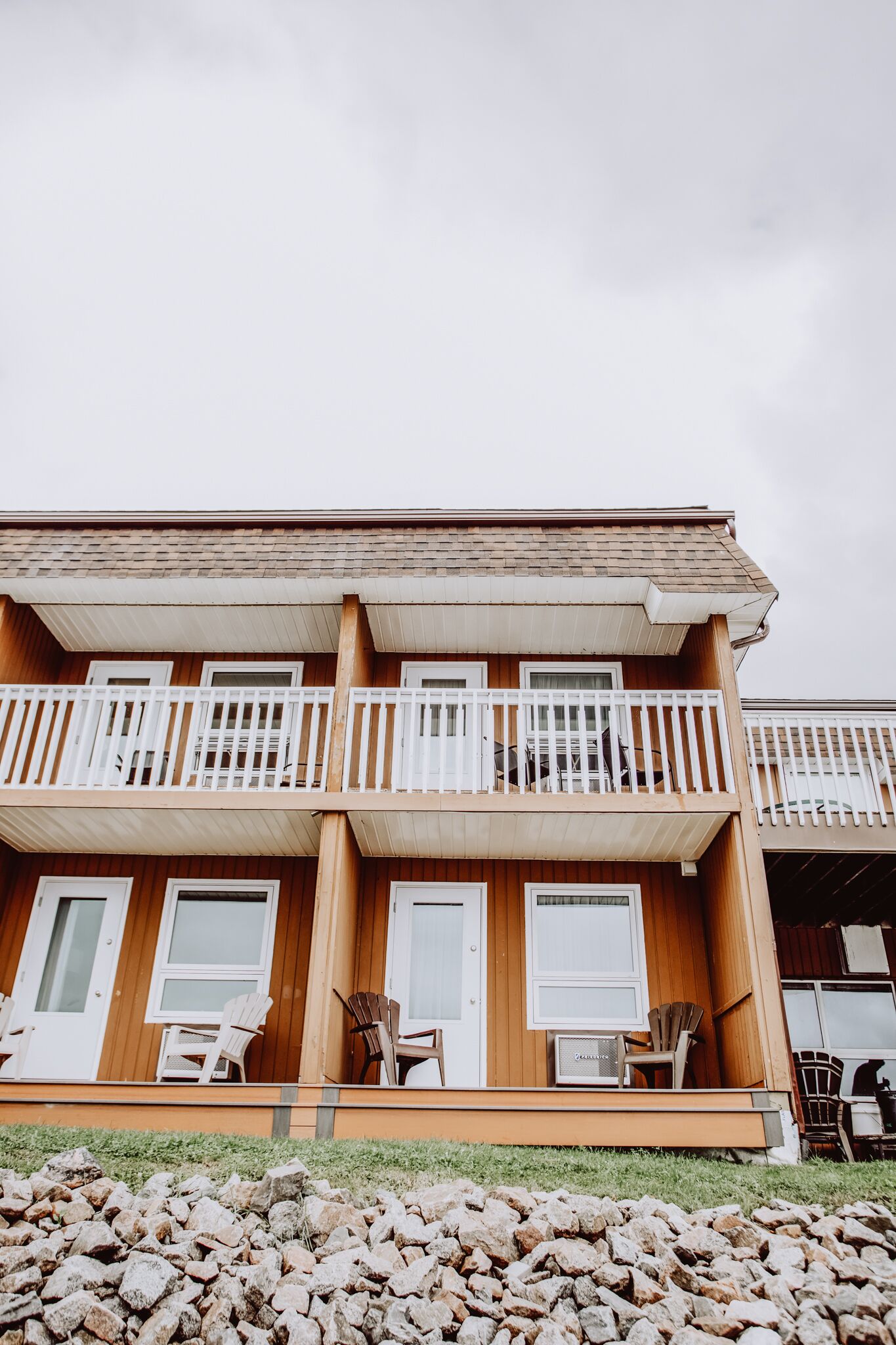 double room, 2 queen beds, lake view | terrace/patio