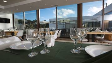 Breakfast, lunch, dinner served; Portuguese cuisine