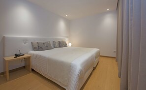 Apartamento, 1 habitación, balcón | Cortinas opacas, sistema de insonorización, wifi gratis
