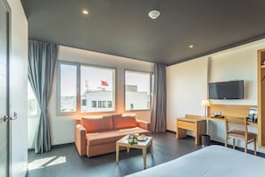 Standard Room, 1 Queen Bed | Desk, blackout drapes, soundproofing, iron/ironing board - ONOMO Hotel Rabat Medina (Rabat)
