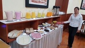 Free daily buffet breakfast