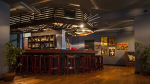 Bar (on property) - The Mandeville Hotel (Mandeville)