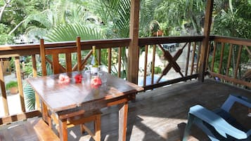 Royal Bungalow | Balcony