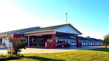 Façana frontal de l'allotjament