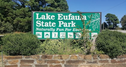 Lake Eufaula Inn