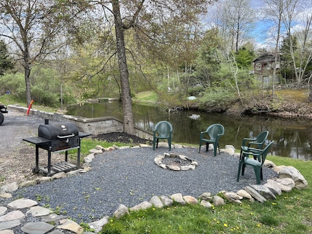 Vista al lago. Echo Valley Cottages