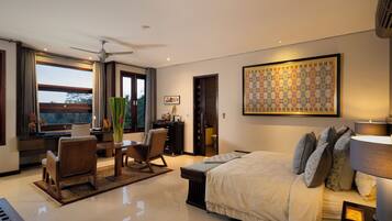 Sky Loft Suite | Egyptian cotton sheets, premium bedding, down duvets, pillow-top beds