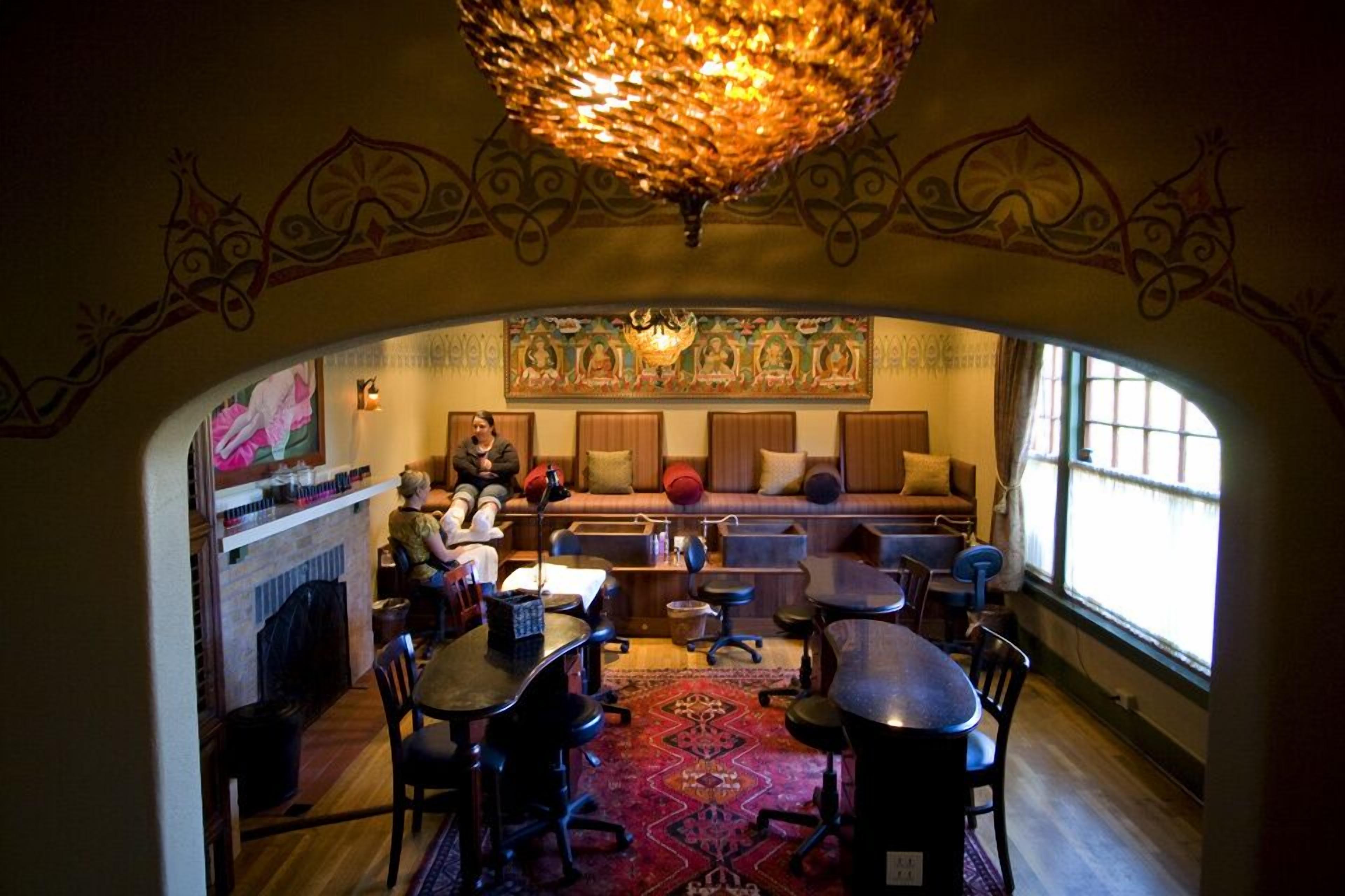 body treatments, body wraps, body scrubs, facials