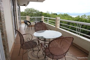 Balcony - Villa de Sierra Vista (Puerto Princesa)
