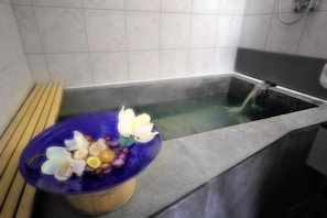 Hot tub, steam room, hot springs