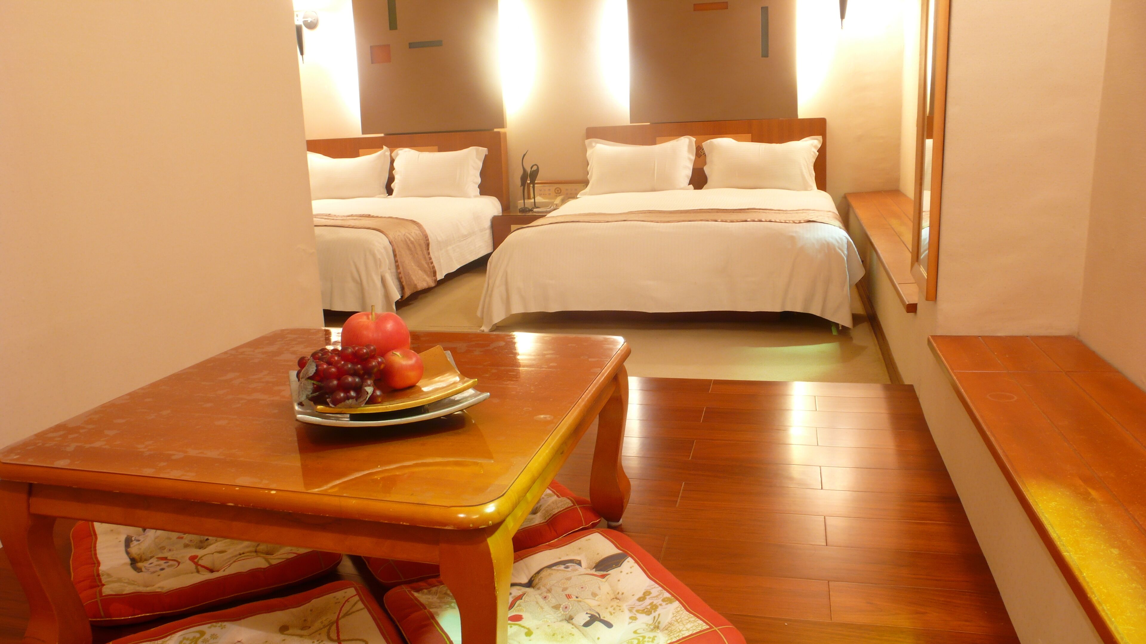 family quadruple room | desk, free wifi