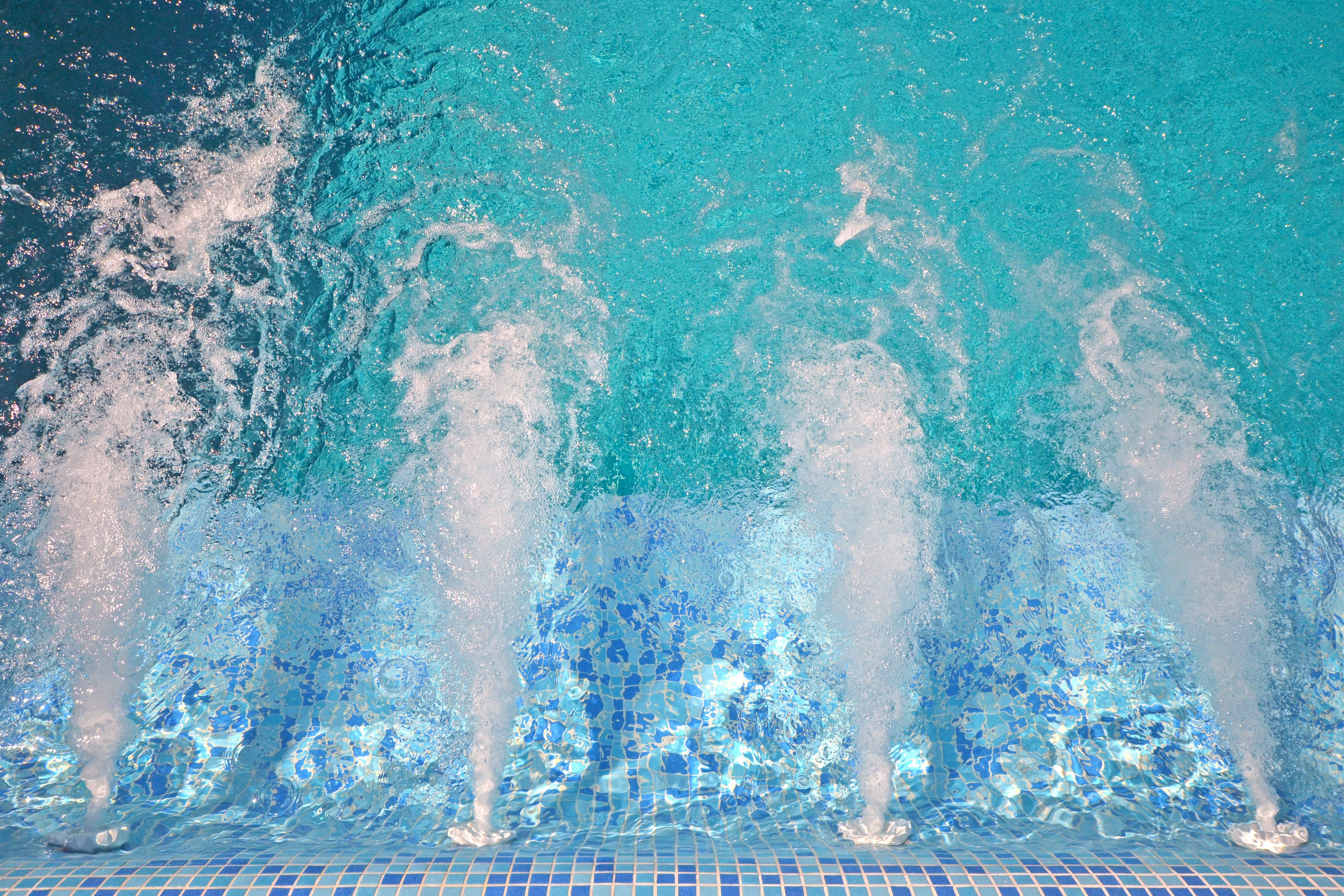 outdoor pool, pool loungers