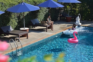 Outdoor pool, pool loungers