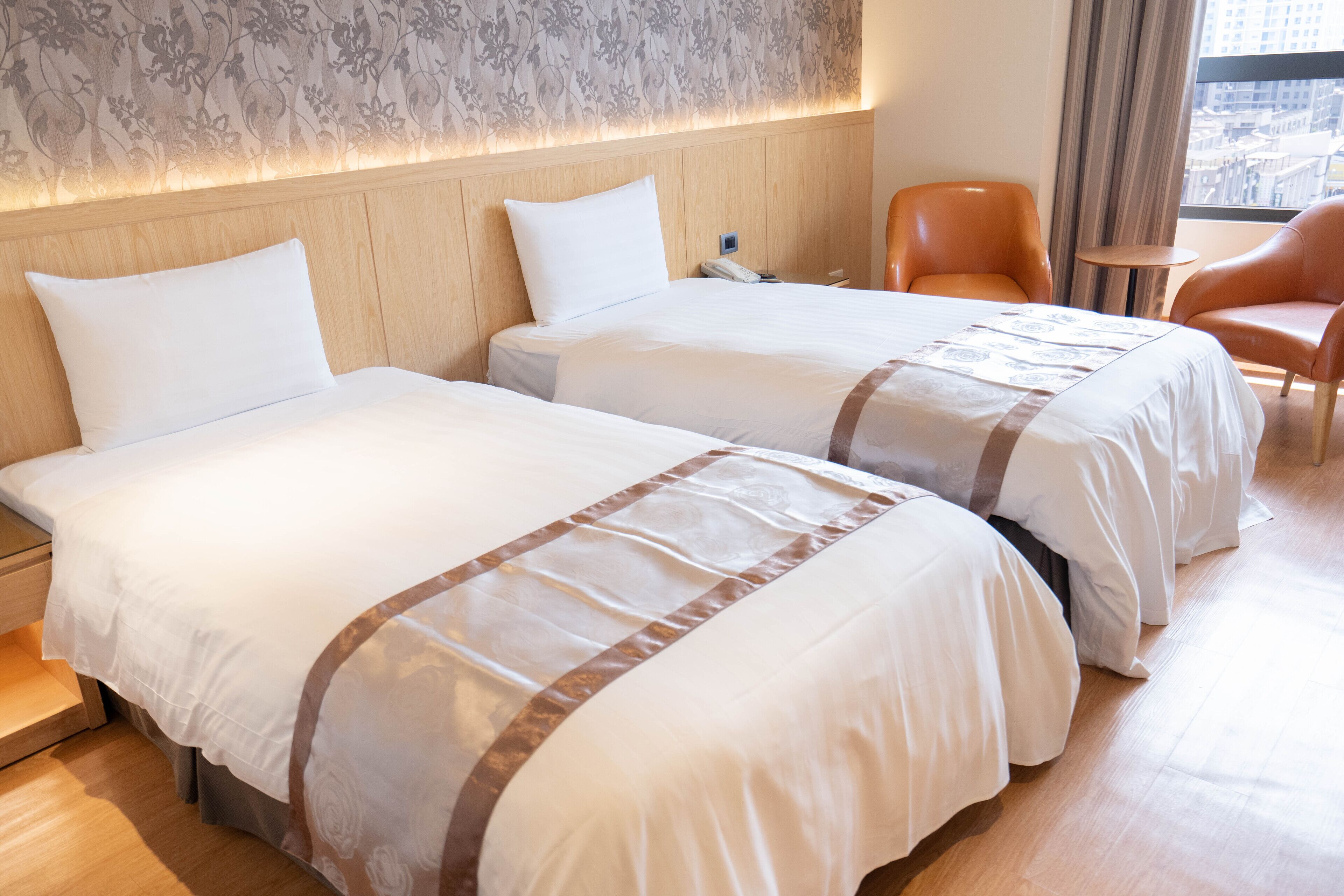 elite twin room | minibar, in-room safe, desk, blackout curtains