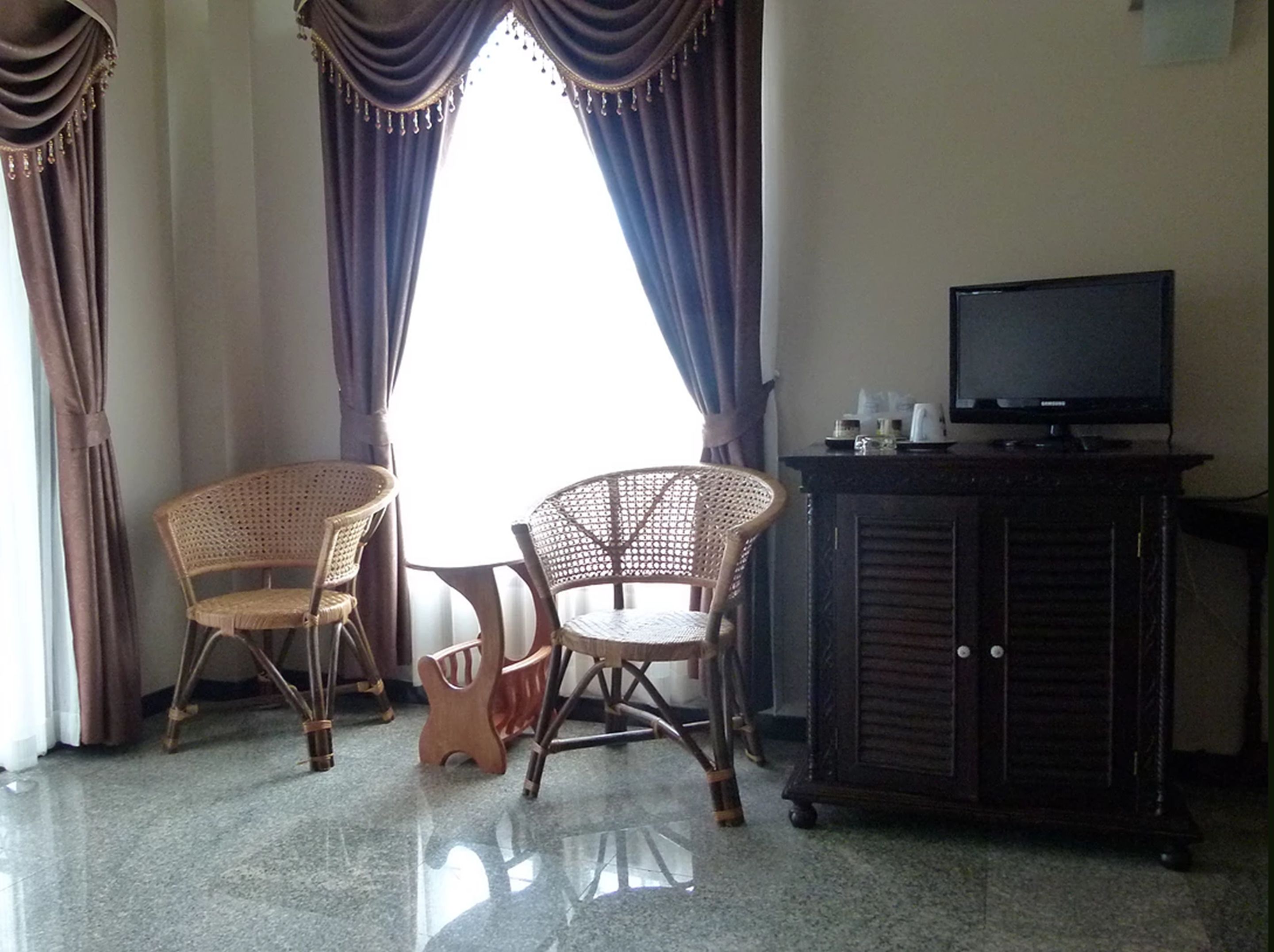 deluxe double room | in-room safe, desk, blackout curtains, free cots/infant beds