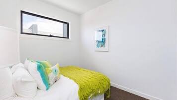 Two Bedroom Apartment | 2 bedrooms, premium bedding, iron/ironing board, cots/infant beds