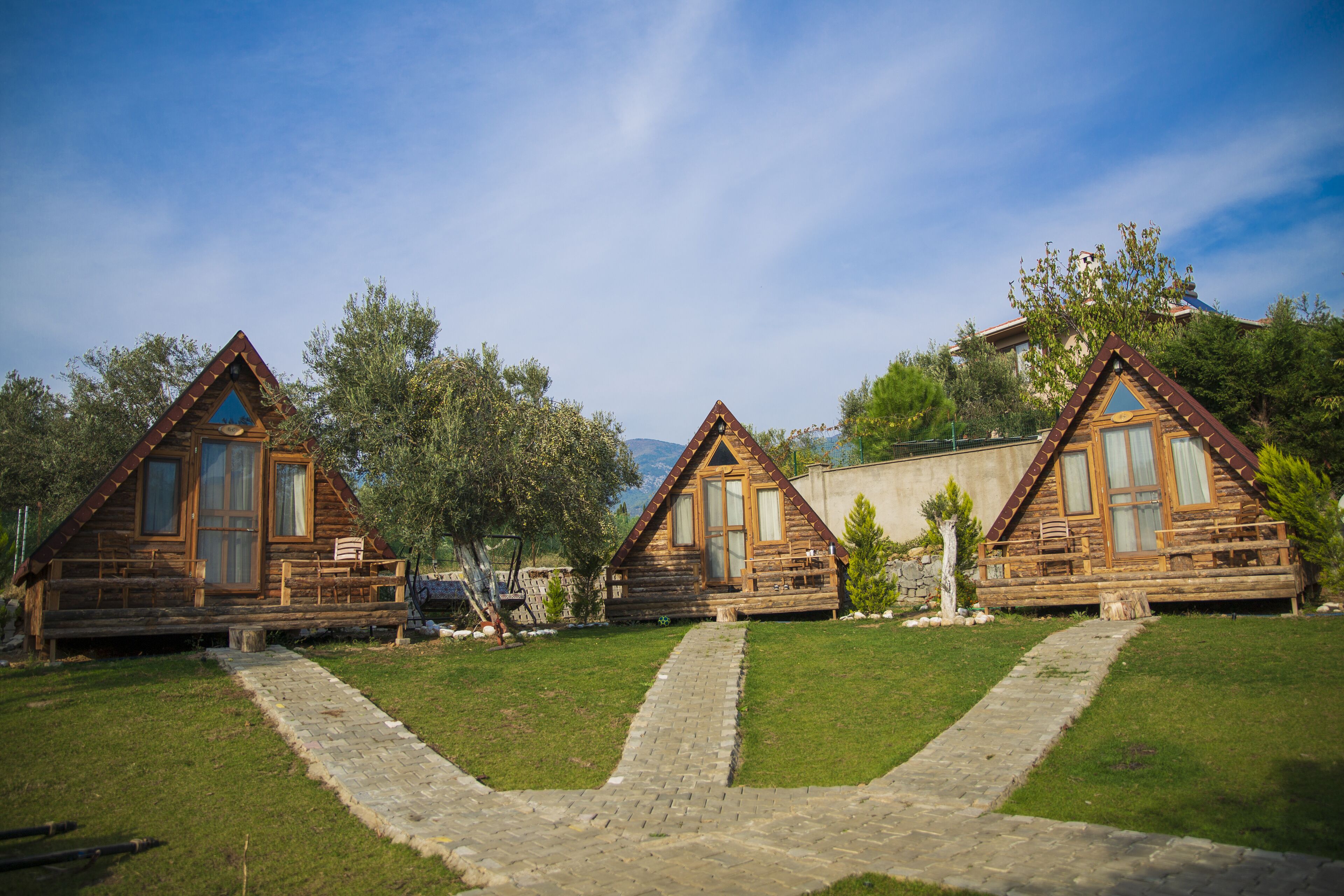 标准平房, 1 张双人床, 山景, 花园 | 花园景观