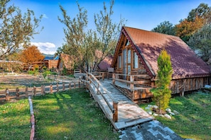 Standard Bungalow, 1 Double Bed, Mountain View, Garden Area | Premium bedding, minibar, in-room safe, desk - Ida Natura Life Style Otel Kazdaglari (Edremit)