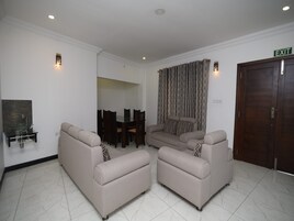 Televisión de pantalla plana