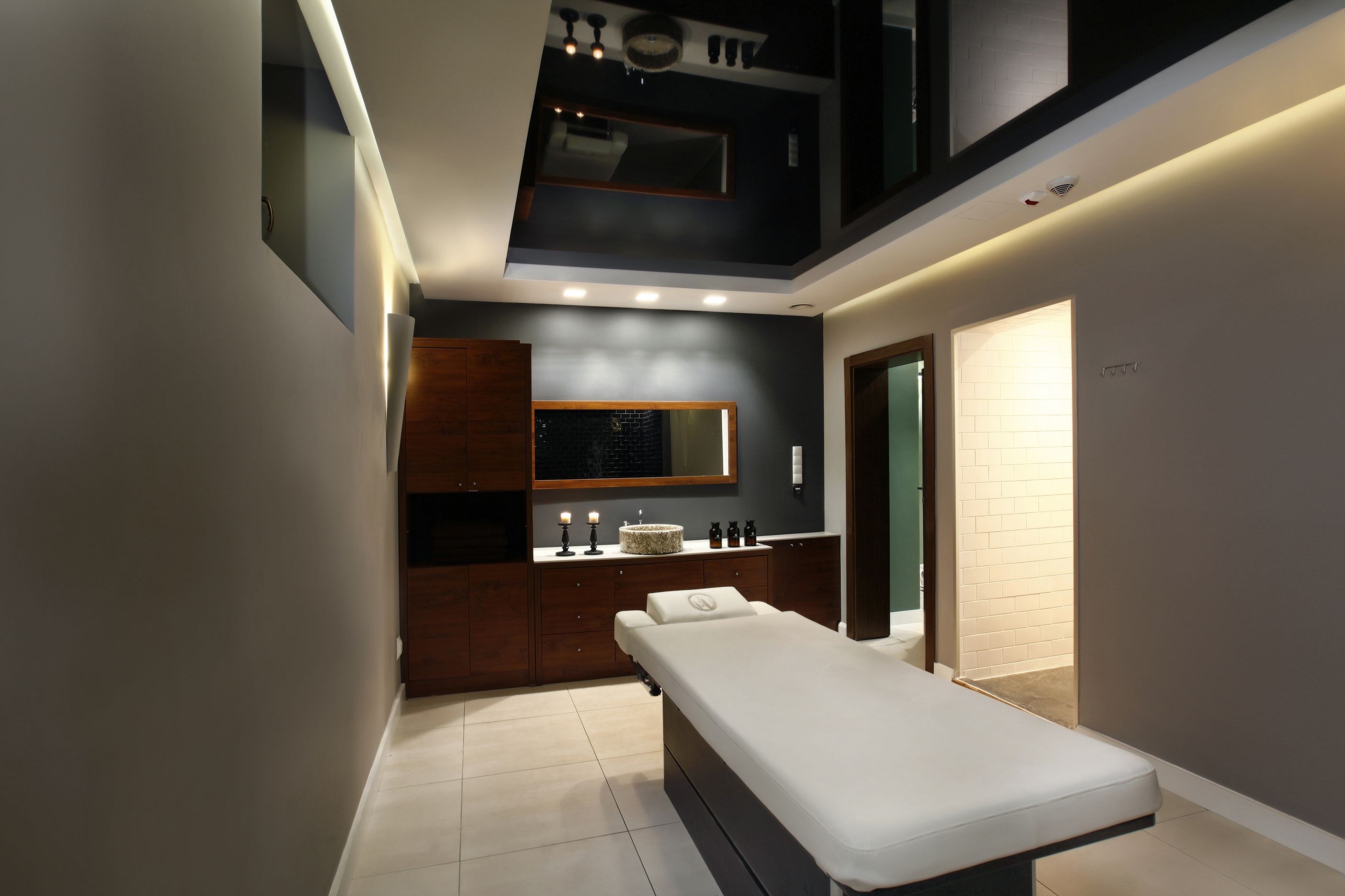 Behandlungsräume für Paare, Sauna, Whirlpool, Dampfbad