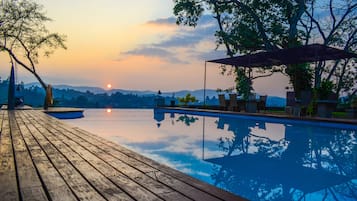 Outdoor pool, sun loungers