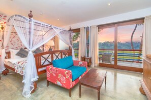 Rom – deluxe (Pepper) | Sengetøy i egyptisk bomull, dundyner og memory foam-senger