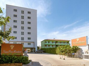 Front of property - Collection O Siam Privi Hotel (Bangkok)