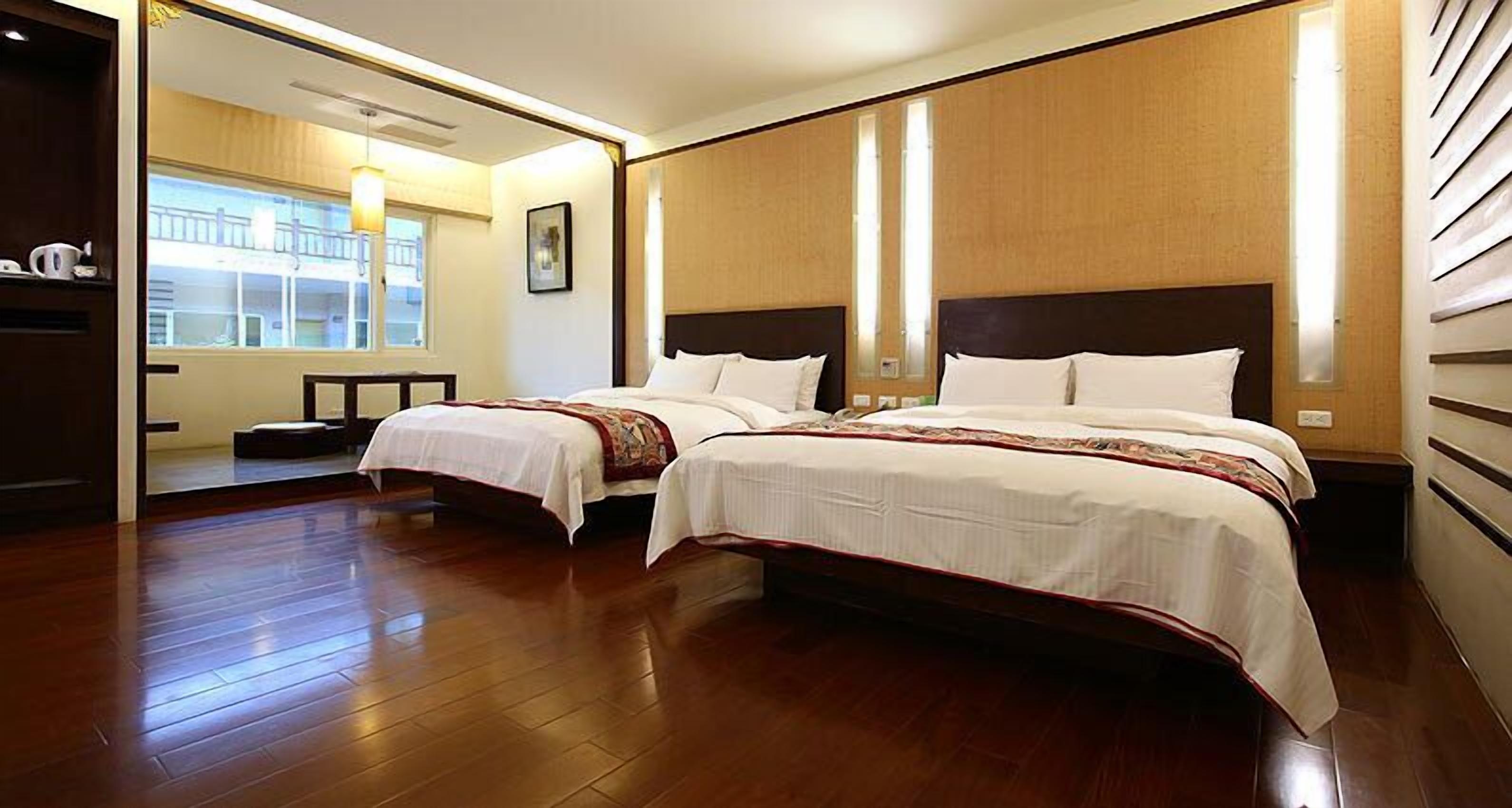 1 bedroom, in-room safe, desk, soundproofing