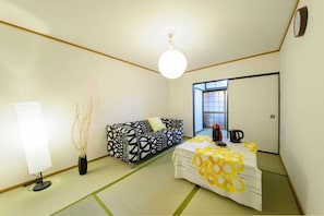 Apartment | Living area - Kyoto Machiya Ninja Terrace House (Kyoto)