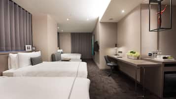 Suite | Premium bedding, in-room safe, desk, blackout drapes