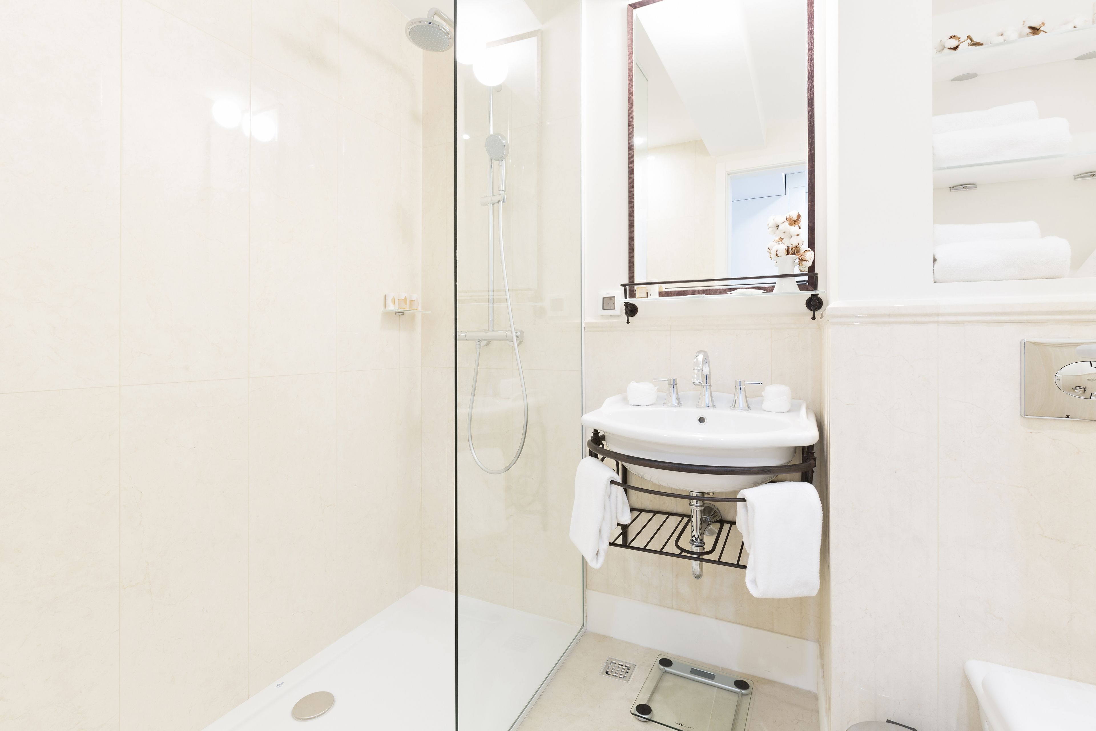 superior double or twin room, 1 bedroom | bathroom | shower, designer toiletries, hair dryer, bathrobes