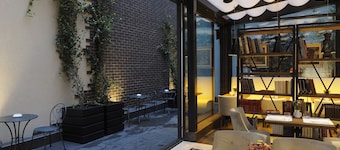Envoy Hotel Belgrade