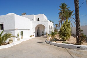 Exterior - Maison Leila (Mezraia)