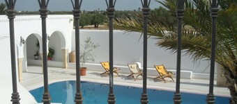 Maison Leila