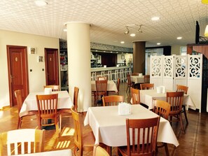 Food court - Hotel América (Ferrol)