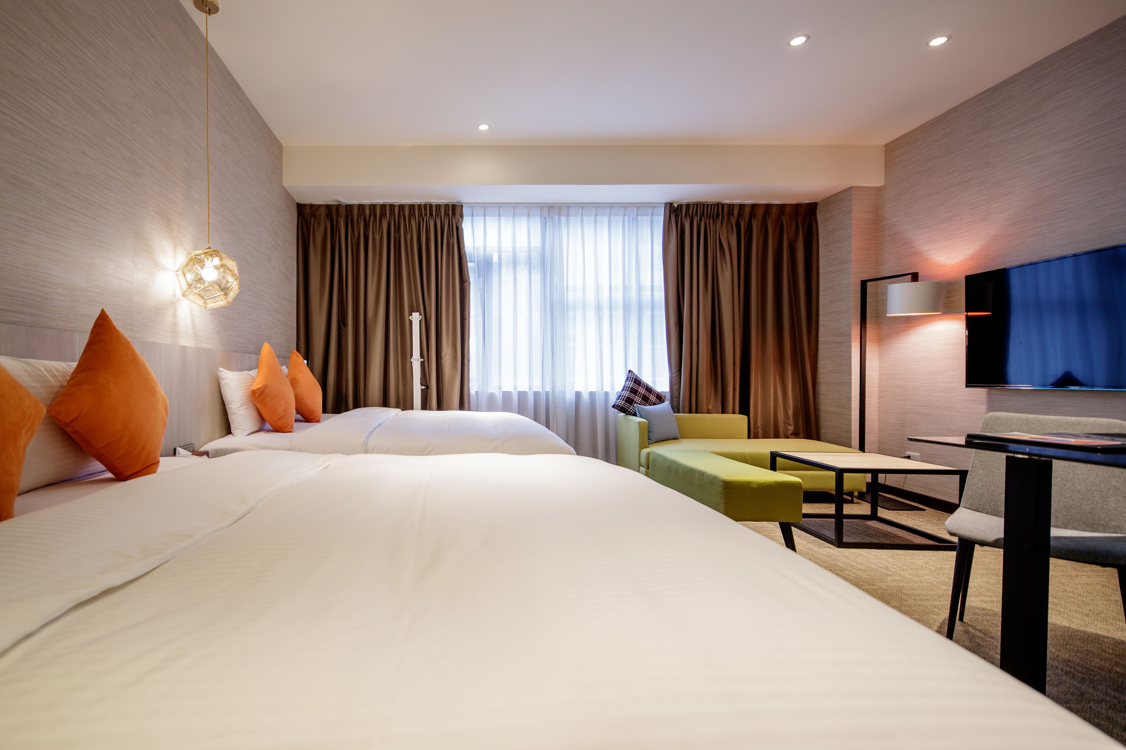 デラックス 4 人部屋 | 客室の設備とサービス