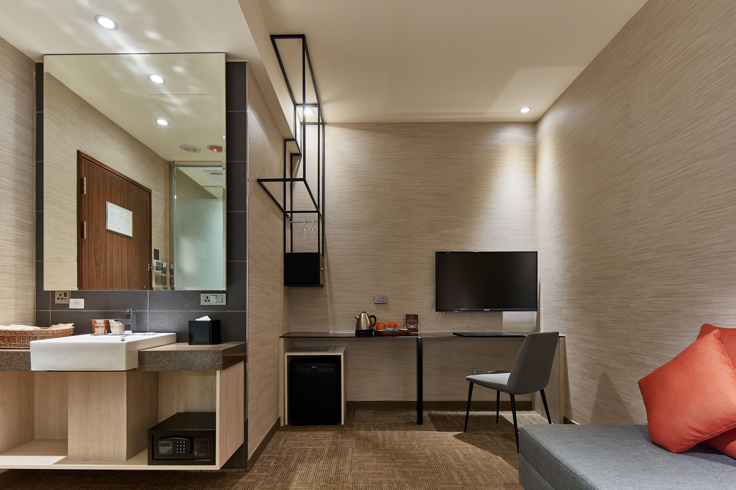 standard double room, 1 double bed, no windows | room amenity