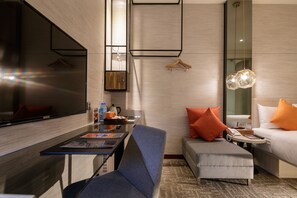 ห้องสแตนดาร์ดดับเบิล, เตียงใหญ่ 1 เตียง, ไม่มีหน้าต่าง | ตู้นิรภัยในห้องพัก, เตารีด/โต๊ะรีดผ้า, Wi-Fi ฟรี, ผ้าปูที่นอน