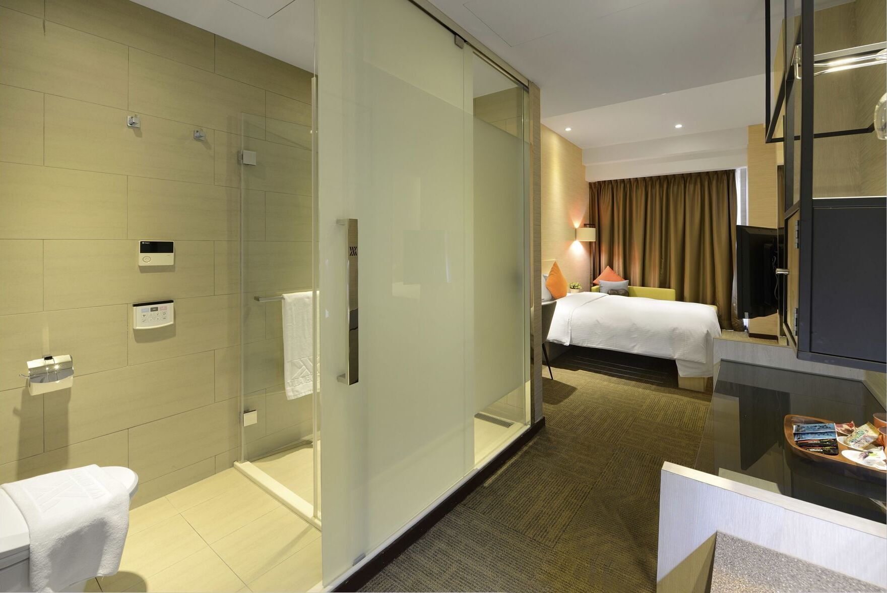 In-room safe, iron/ironing board, free WiFi, bed sheets