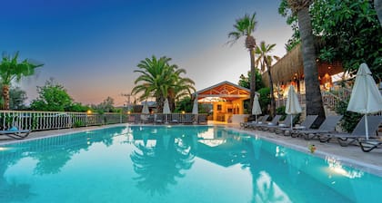 Golden Lighthouse Hotel