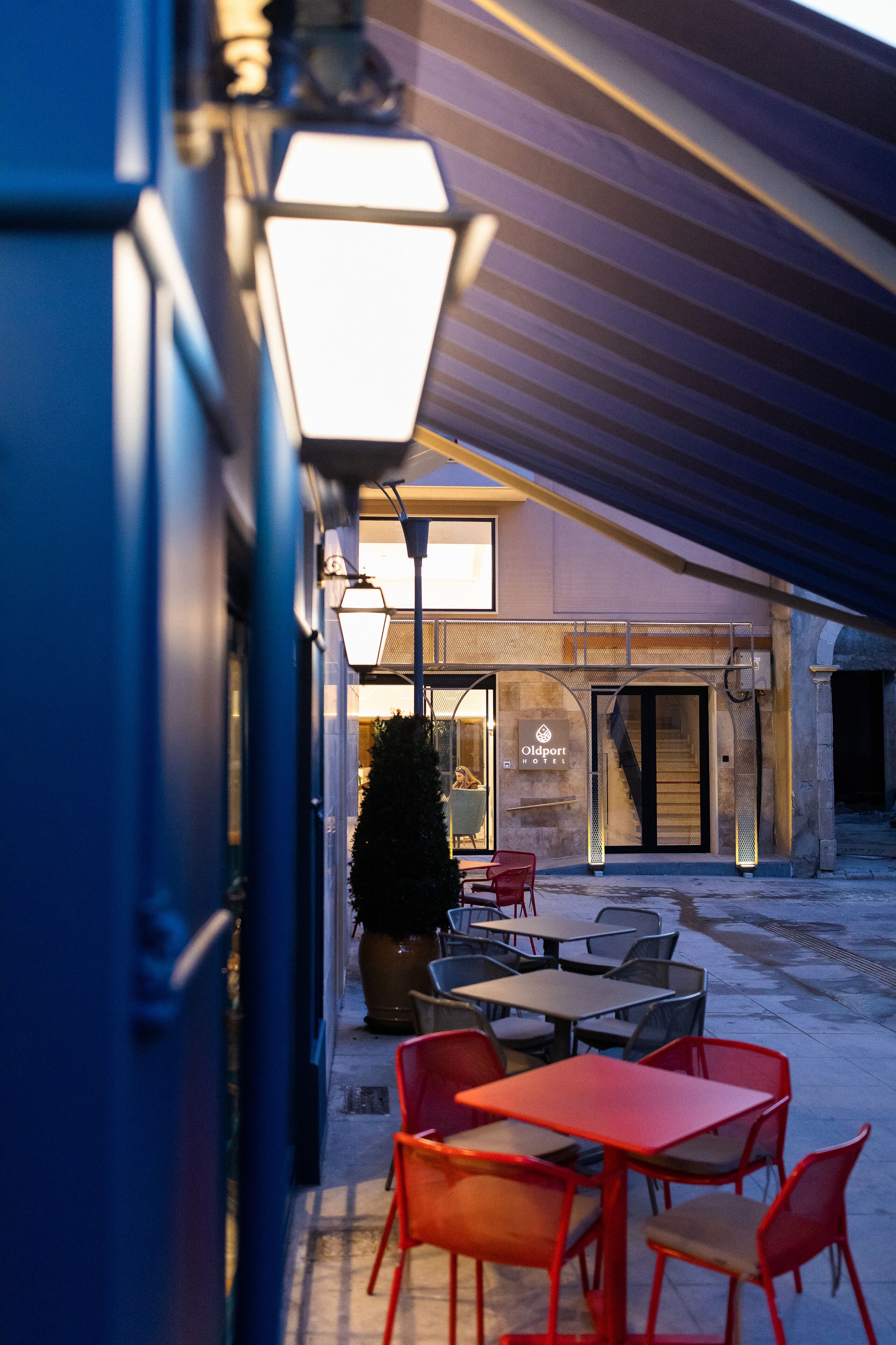 Photo - Old Port Hotel