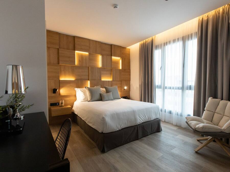 Rum (Castle View) | Värdeförvaringsskåp på rummet, skrivbord, ljudisolering och gratis wi-fi