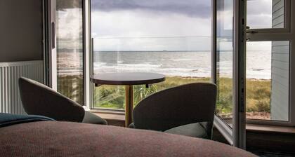 The Waterside Hotel